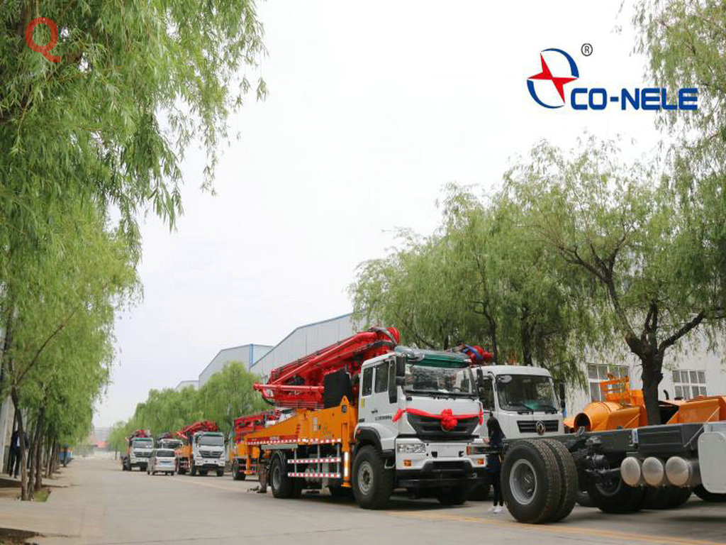 天泵，小型混凝土泵車，小型泵車