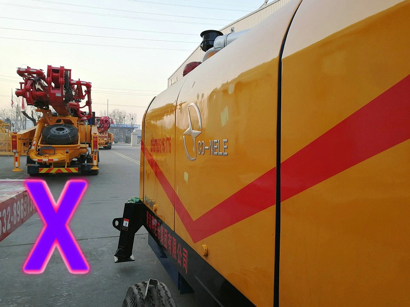 青島混凝土輸送泵價(jià)格 (1)