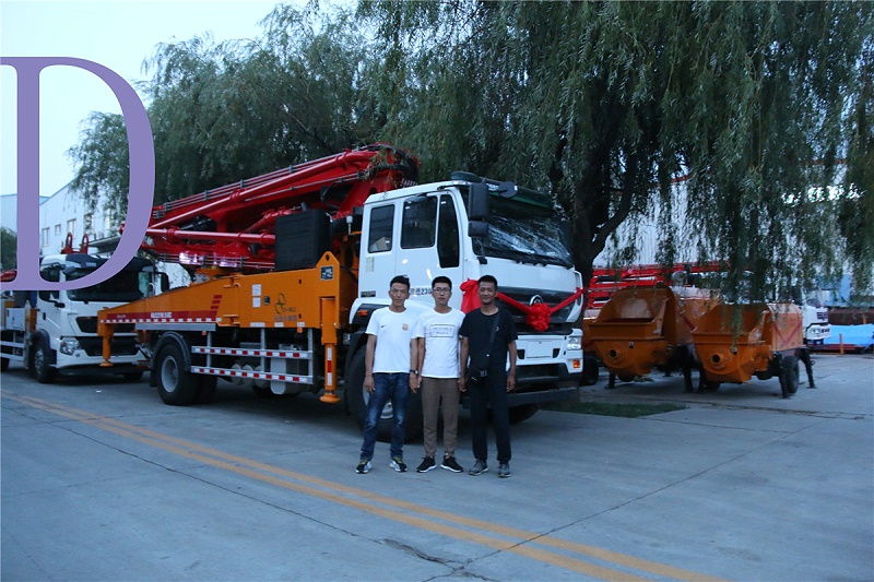 青島混凝土泵車價格 (14) 青島混凝土泵車價格 (14)