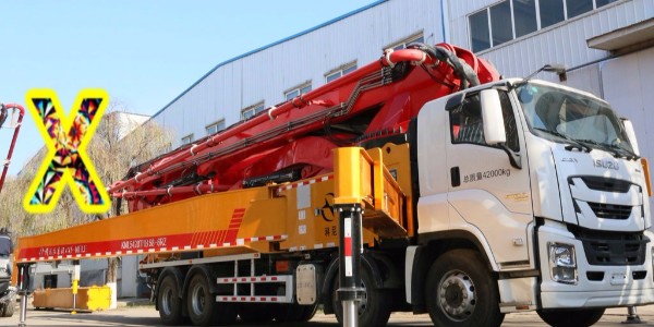 小型泵車骨料結塊，為防止管道損壞，拆管時應注意什么？—小科說事