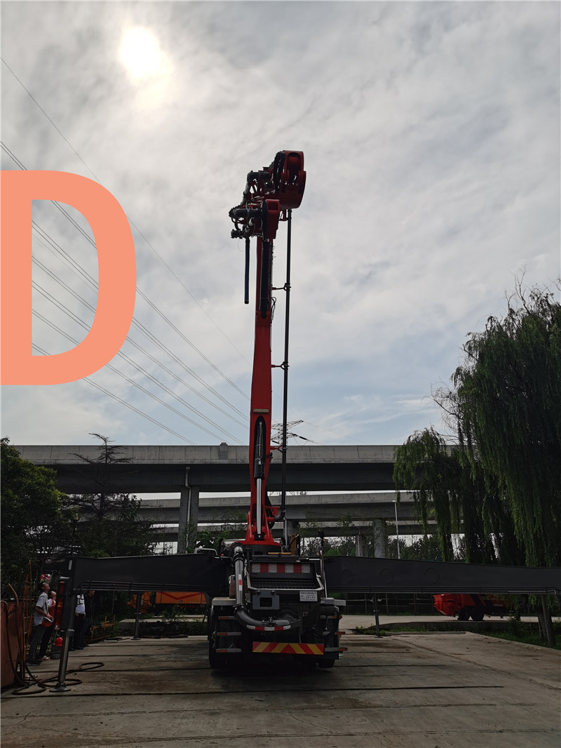 青島混凝土泵車價(jià)格 (70)